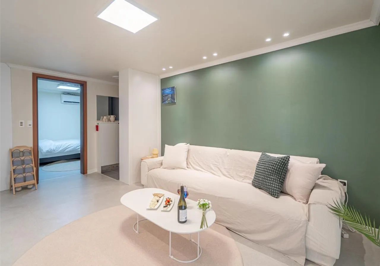 Villa Osondoson Stay-5Min To Hapjeong Station, Family Favorites, 3Bed Room, Large Living Room Seoul South Korea
