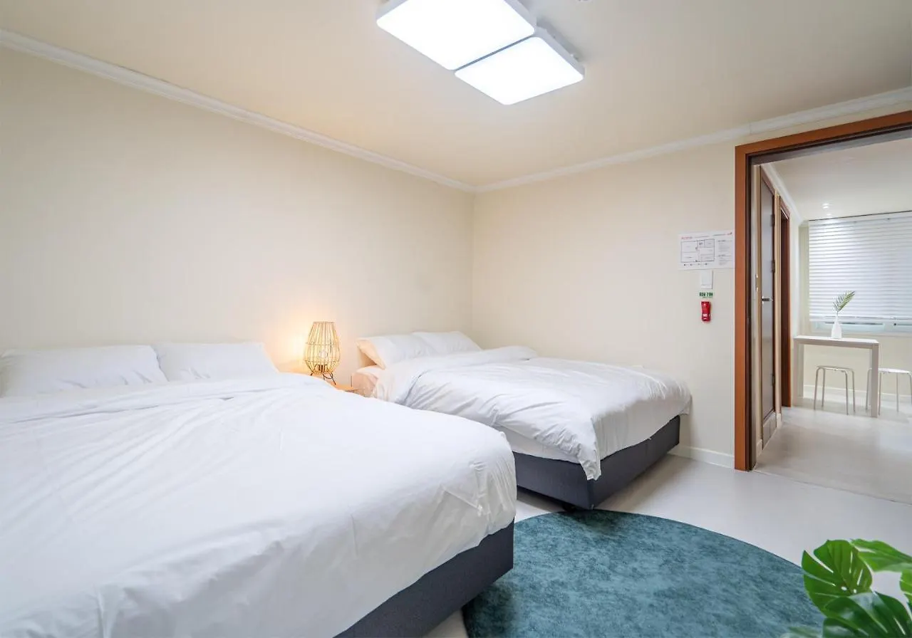 Osondoson Stay-5Min To Hapjeong Station, Family Favorites, 3Bed Room, Large Living Room Seoul South Korea